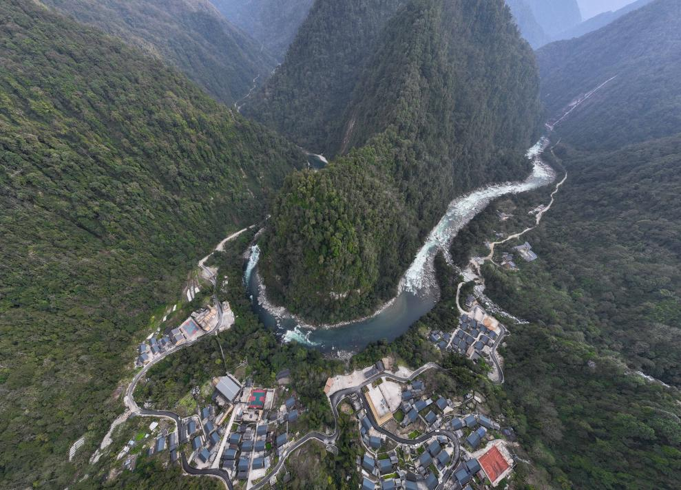 2023年3月10日，獨(dú)龍江航拍。